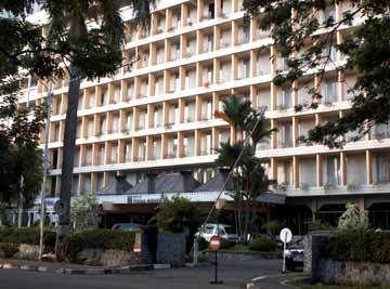 Tiara Medan Hotel & Convention Center Esterno foto